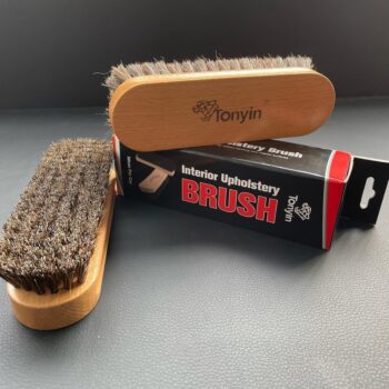 TONYIN-INTERIOR-UPHOLSTERY-BRUSH-2