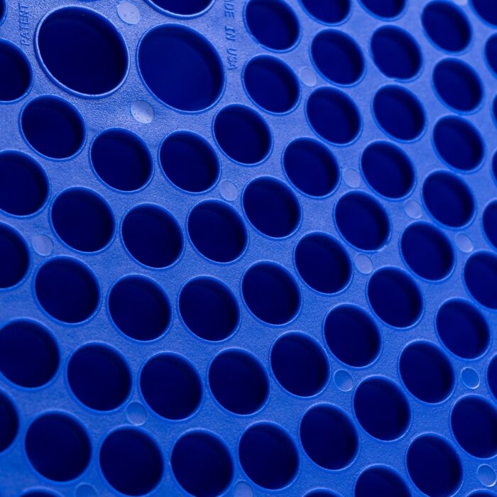 bucket-grit-blue-2